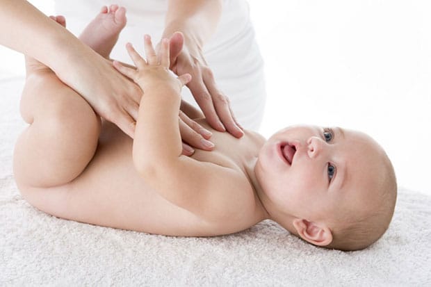 как делать массаж новорожденным